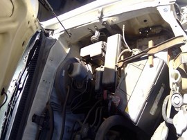2006 TOYOTA TUNDRA, WHITE, LIMITED MODEL, CREW CAB, 4.7L, AT, 4WD,  Z26369